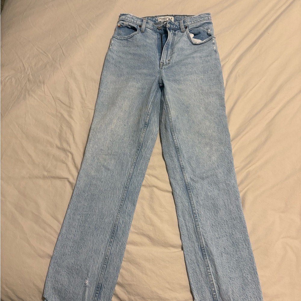 Abercrombie Light Blue Women's Curve Love 90s 26R Jeans